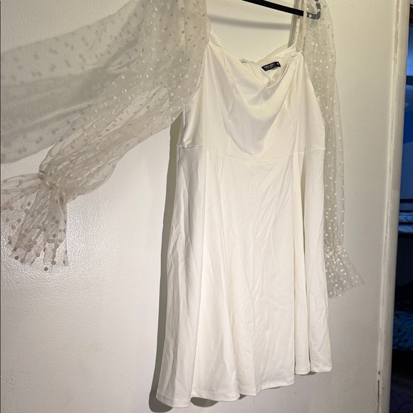 SHEIN Elegant White Dress with Sheer Polka Dot Sleeves - Picture 4 of 6